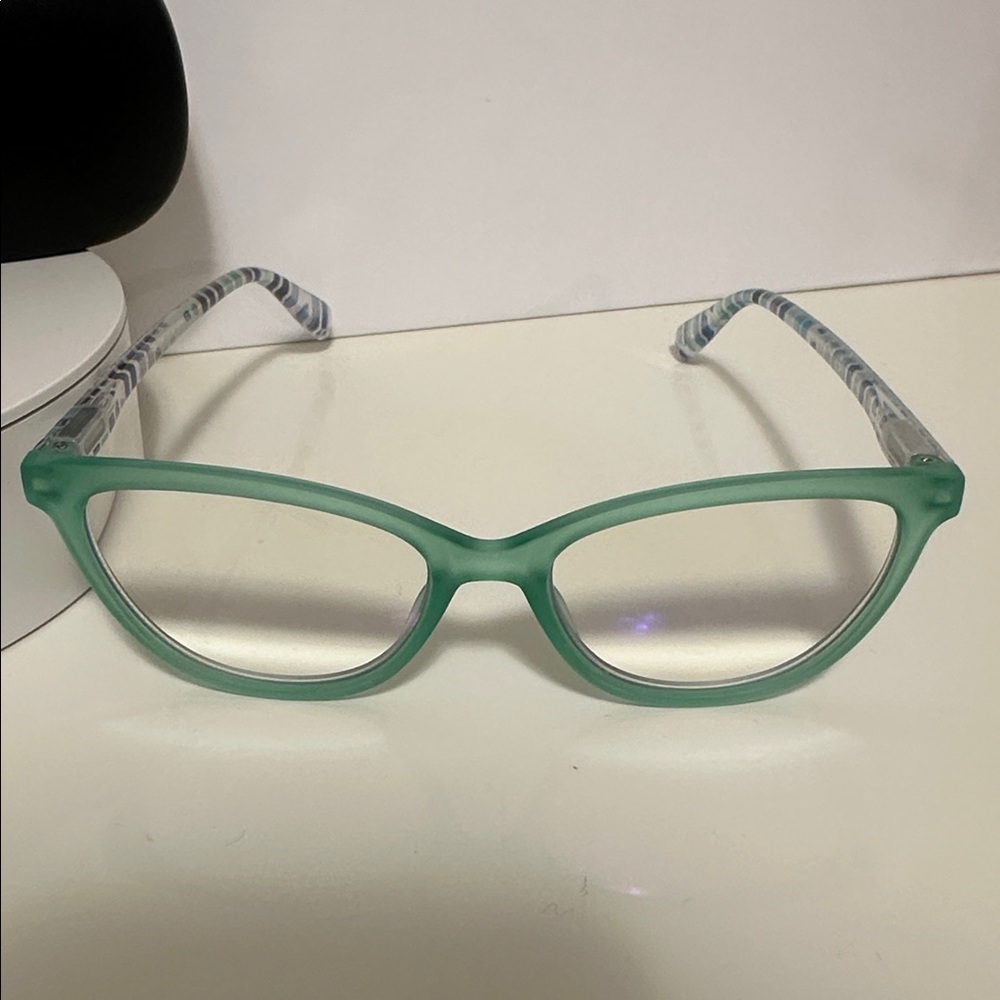 RAE DUNN Stylish Two Reading Glasses Set with Case. New w/o Tags
+ 2.50 - Picture 6 of 7